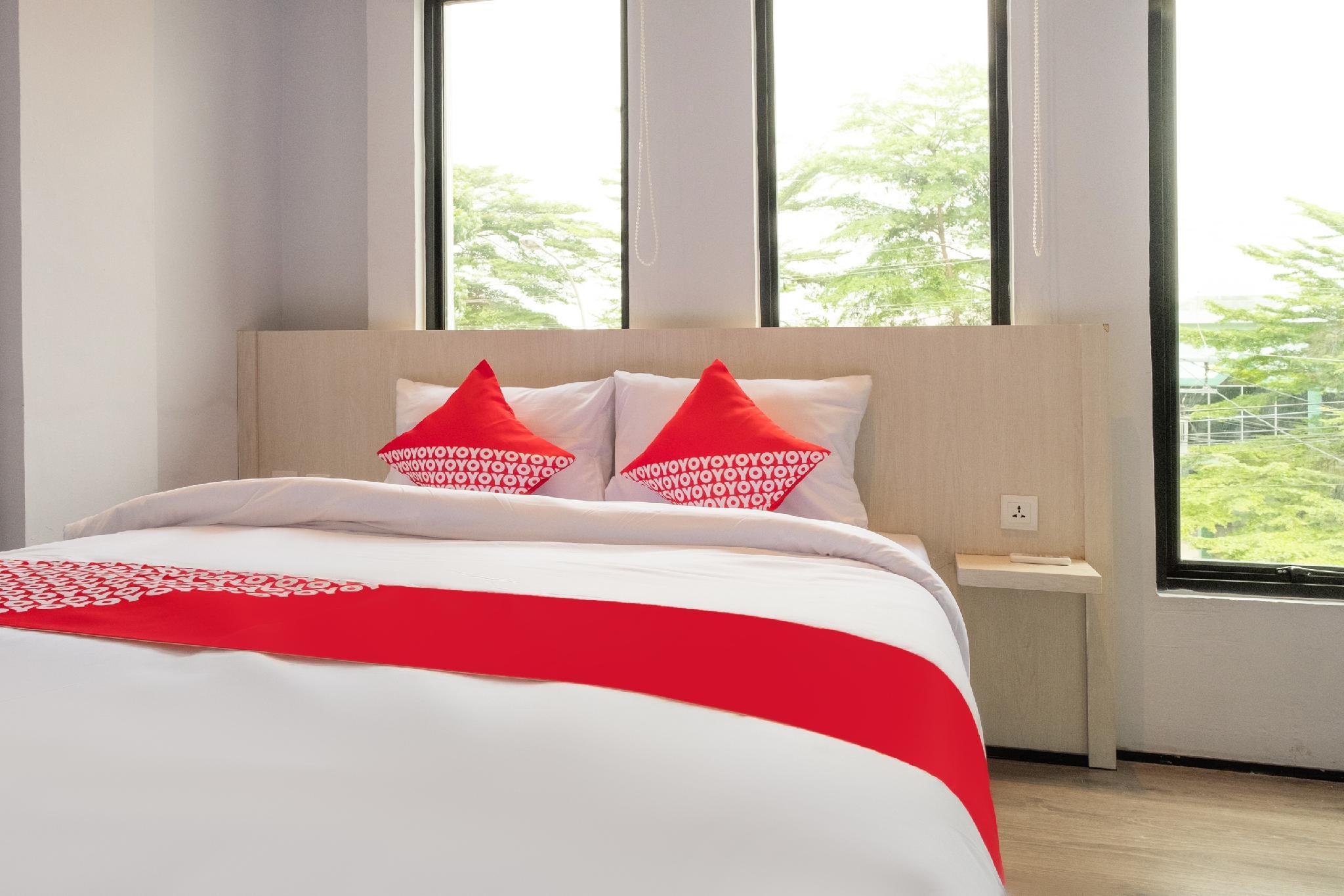 Super Oyo 3150 Theodore Homestay Medan Exterior photo